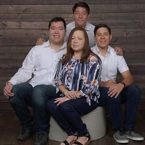 Meet your Posher, Edith